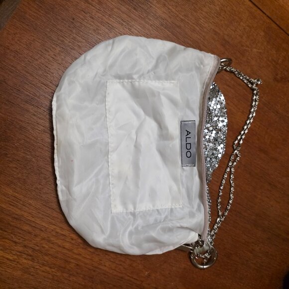 Sparkly Sequined Mesh Shoulder Purse with Chain Strap - Picture 5 of 7